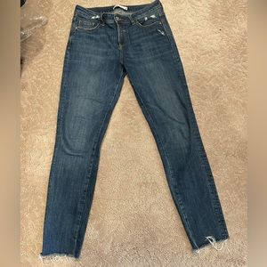 Zara mid rise skinny jeans raw hem stretch size 8